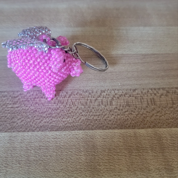 Flying pig handmade Mexican chaquira bead keychain, Beaded chaquira key ring - Picture 4 of 5